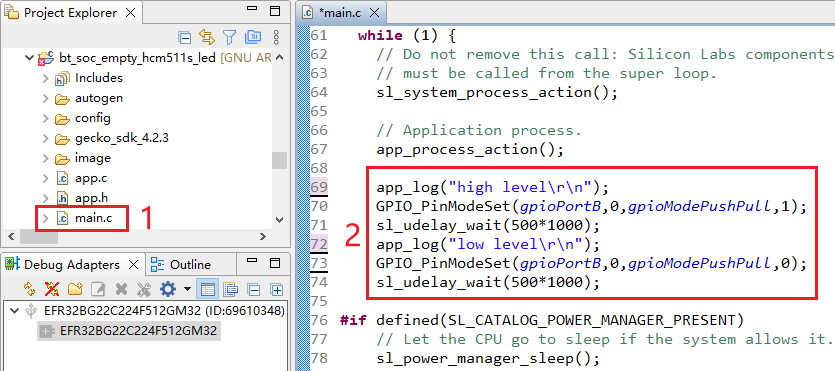 在 while(1) 部分添加代码